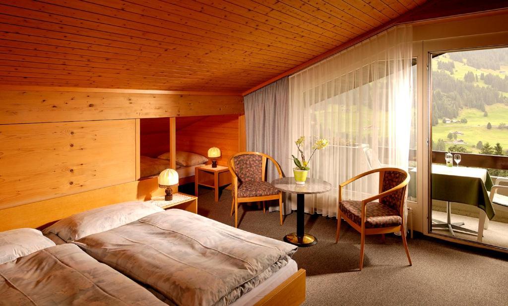 Hotel Crystal Adelboden Room photo